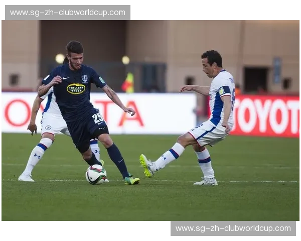 莱昂vs蓝十字：绿茵场上的宿命对决，荣耀与梦想的终极碰撞